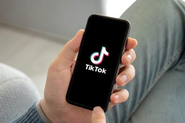 Exploring the Rise of Short-Form Video Content on Platforms Like TikTok